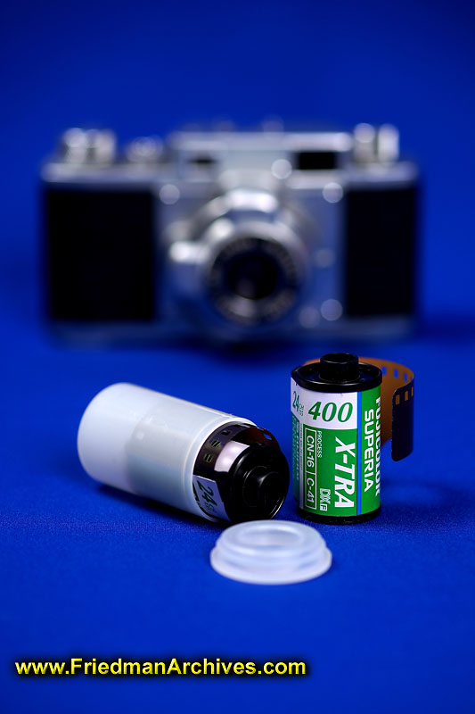 film,ancient,technology,35mm,photography,chemicals,old fashioned,fuji,cannister,camera,