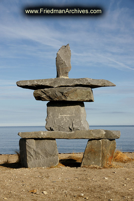 stone,sculpture,heritage,cultural,indian,inuit,arctic,canada