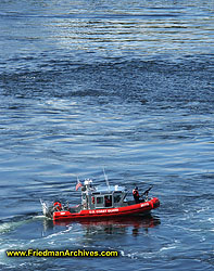 Red US Coastguard boat PICT9601