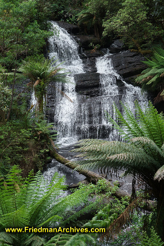 nature,waterfall,hike,tourist,scenic,landscape,