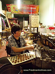 Making fortune cookies PICT6974