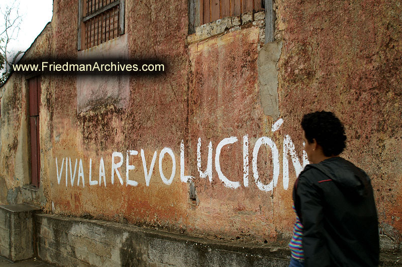 Viva la Revolucion 300 dpi PICT3747