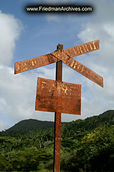 RR Crossing Sign 300 dpi PICT4149