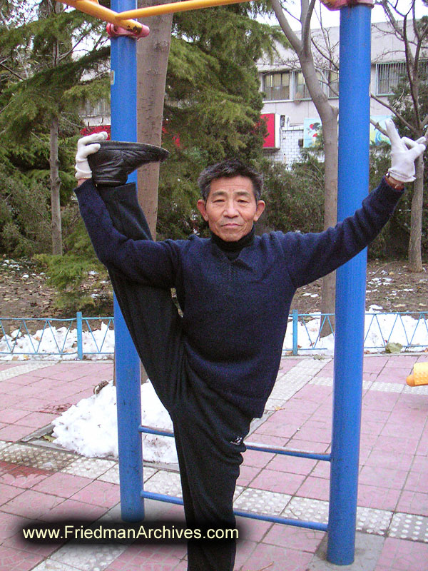 Limber man 4x6 300 dpi