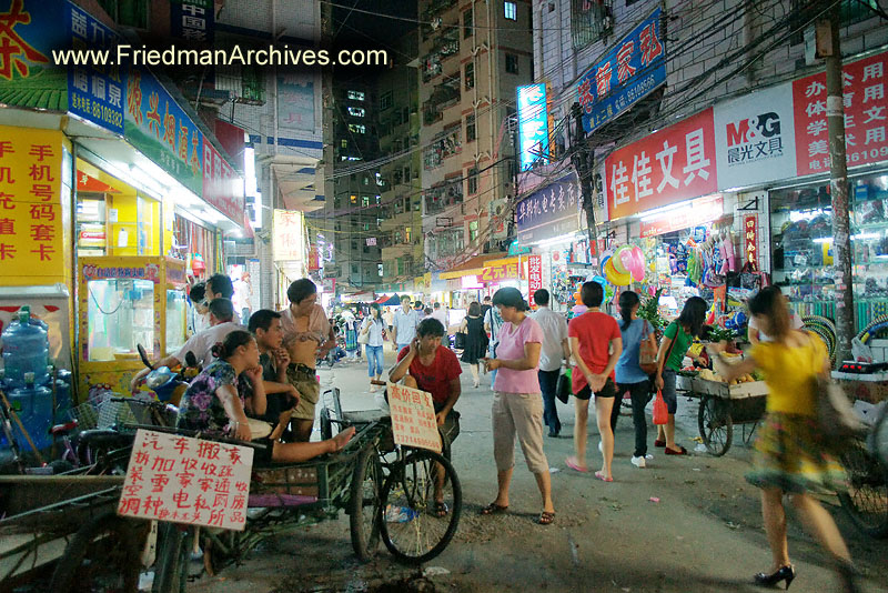 Street Scene at Night Topaz Filter 2 DSC08910