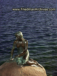 Little Mermaid Statue 2 6x8 300 dpi