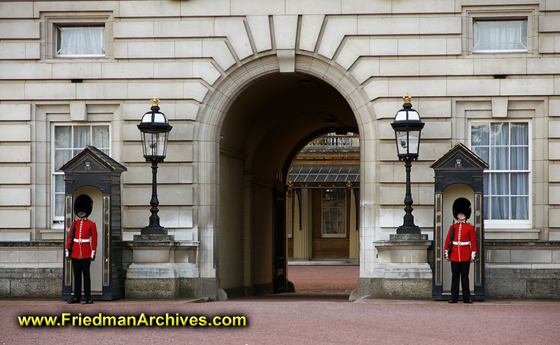 london,england,palace,buckingham,queen,royalty,security,protection,guard,