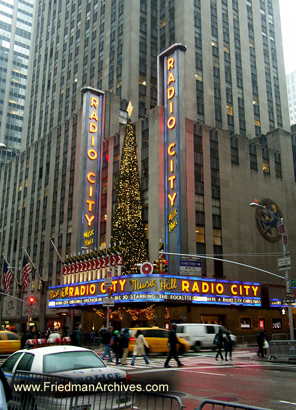 Radio City Music Hall exterior PICT5345