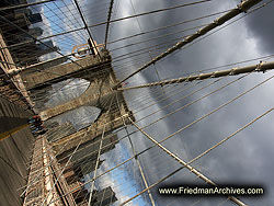 Brooklyn Bridge Diagnal PICT5518