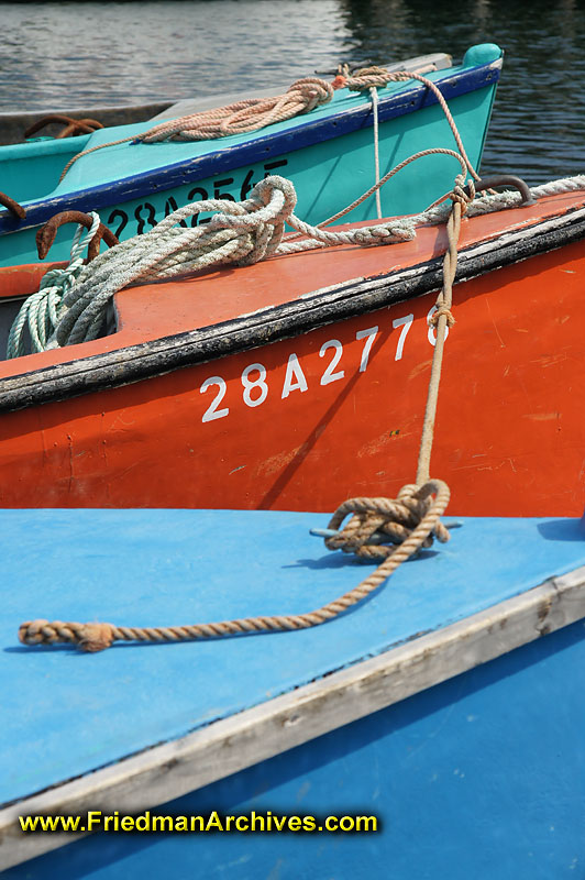 boat,maritime,color,good light,blue,red,green,