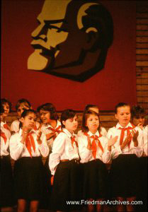 Clapping under Lenin