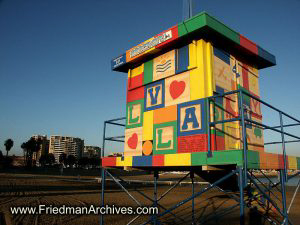 Lifeguard Booth - Partridge Family Style