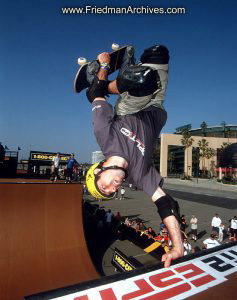 Skateboard Images - Handstand